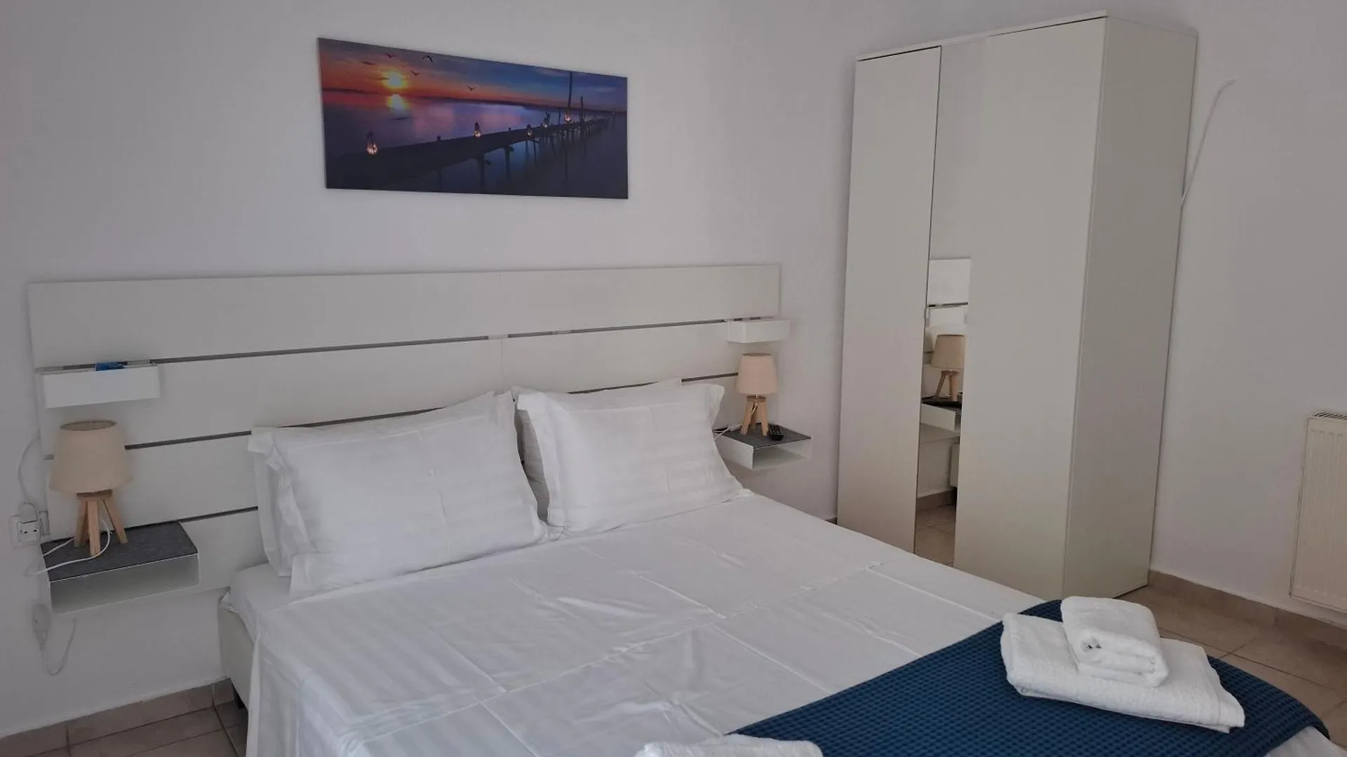 Alana Apartment Ierissos