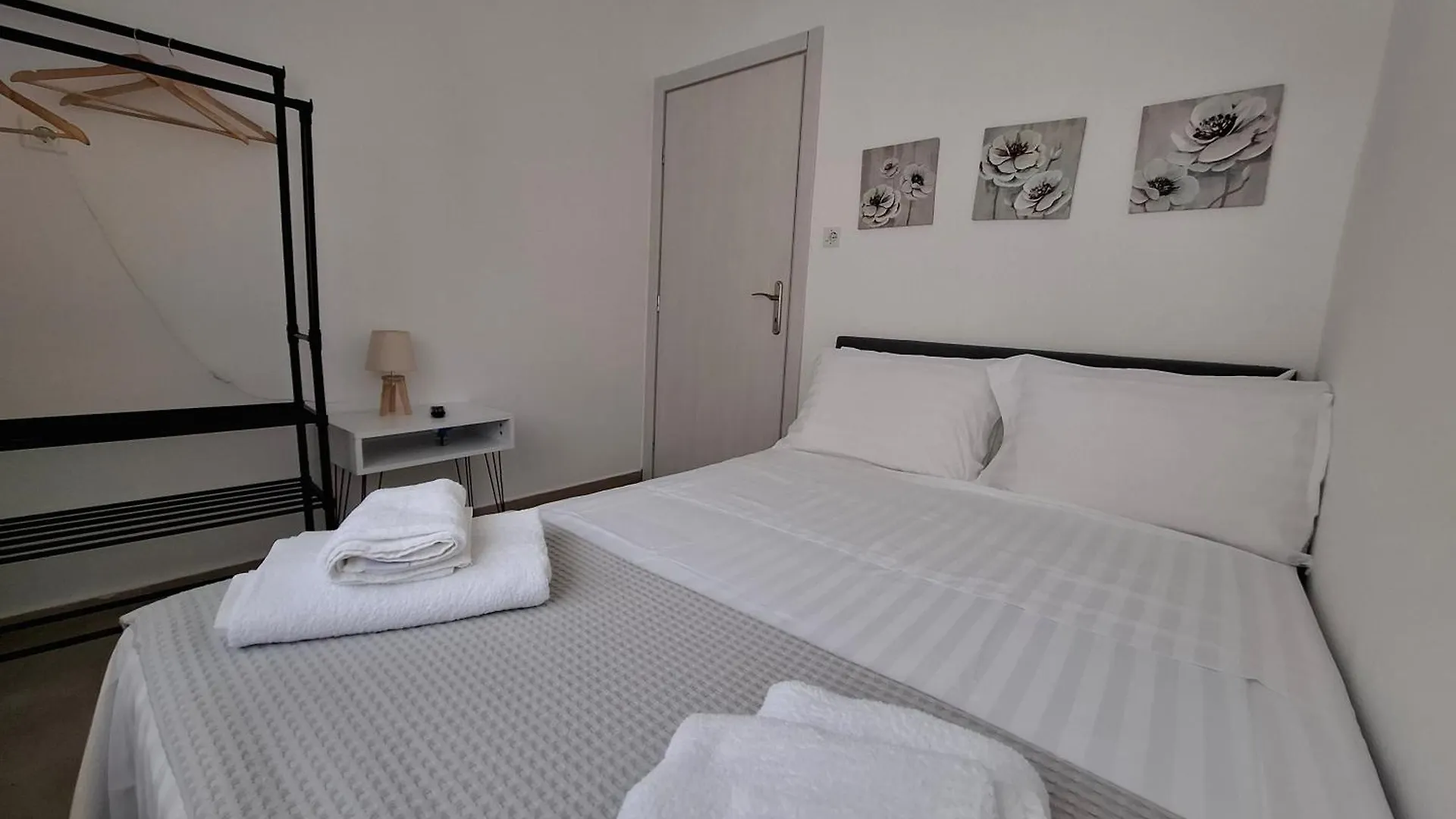 Alana Apartment Ierissos